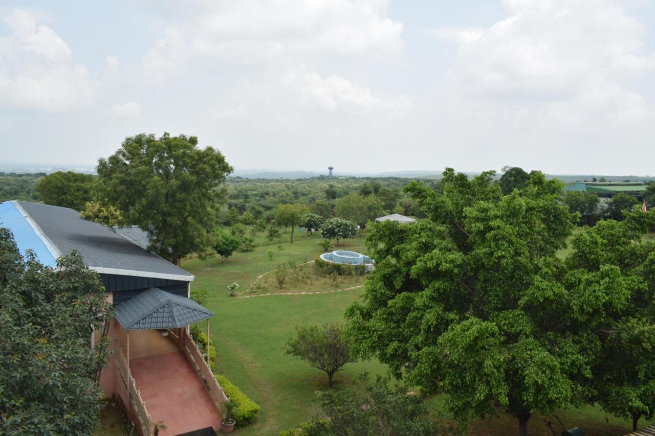 Aravali Hill View Estate Gurgaon Exterior foto