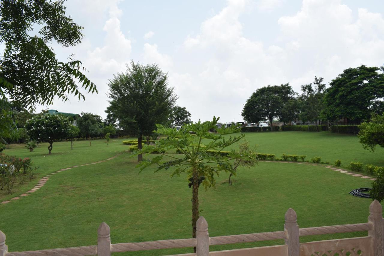 Aravali Hill View Estate Gurgaon Exterior foto