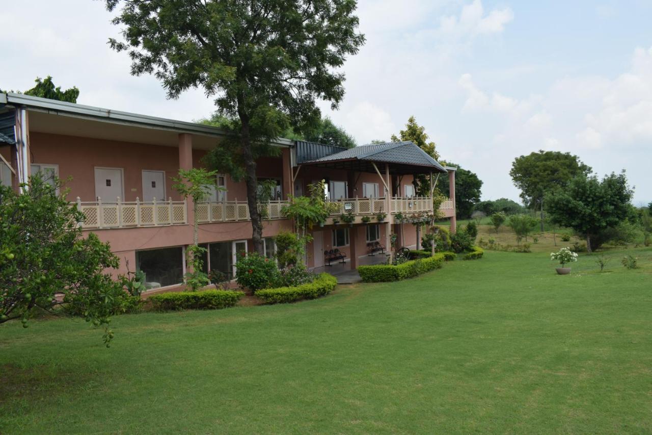 Aravali Hill View Estate Gurgaon Exterior foto