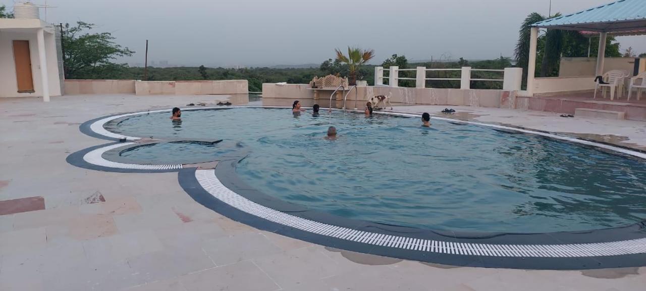 Aravali Hill View Estate Gurgaon Exterior foto