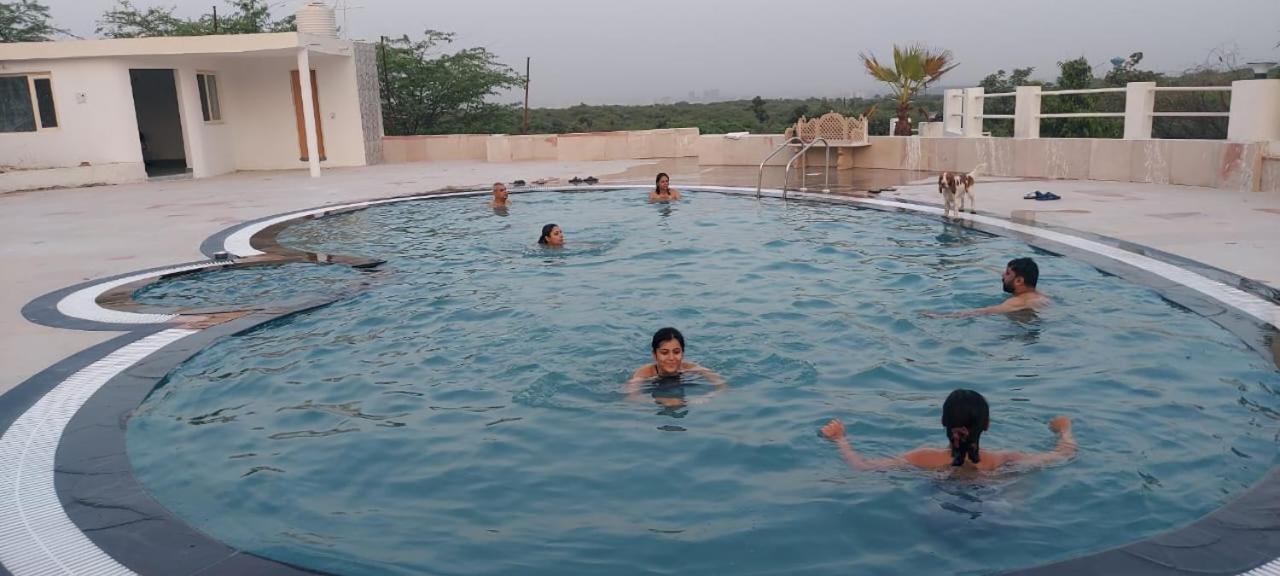 Aravali Hill View Estate Gurgaon Exterior foto