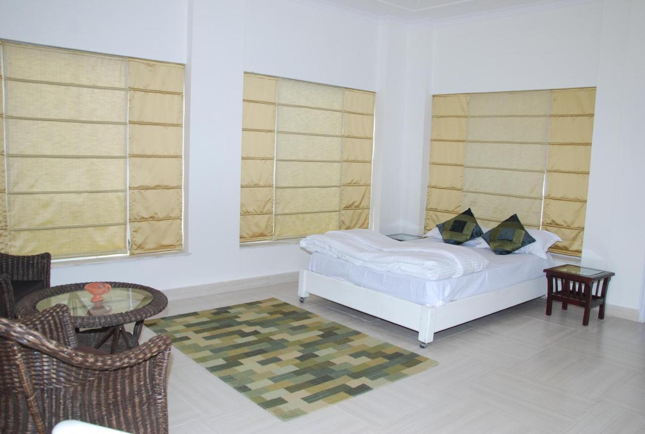 Aravali Hill View Estate Gurgaon Exterior foto
